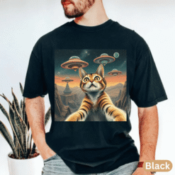 Cat Selfie with Alien Shirt, Cat Selfie with Alien Shirt, UFO Cat Selfie Shirt, Funny Cat Shirt, Cat Meme Shirt, Alien UFO Shirt Cat Lover Shirt Funny UFO Cat Selfie Tee